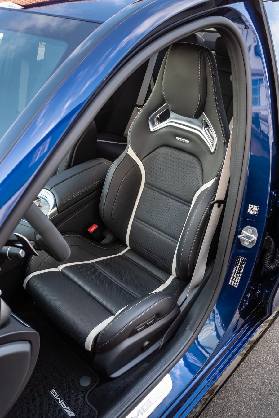 Интерьер Mercedes-AMG C63 S (W205) 2018 года  (WW) (фото 34 из 44)